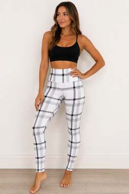Alo Yoga High-Waist Airlift Leggings Plaid White Black